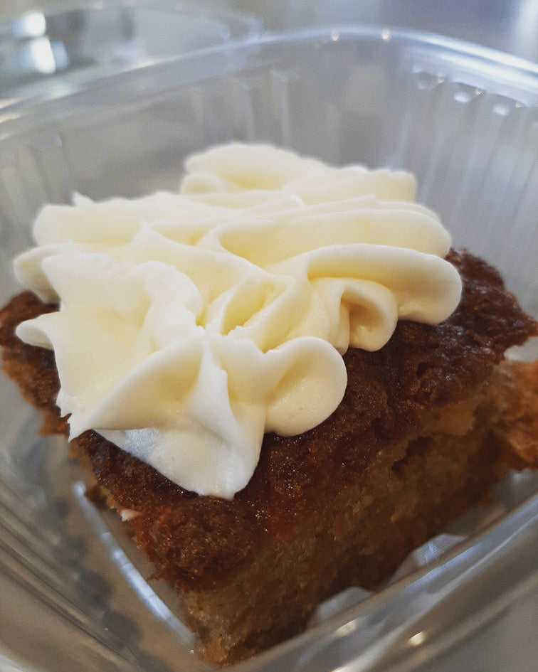 Bev's Famous Carrot Cake